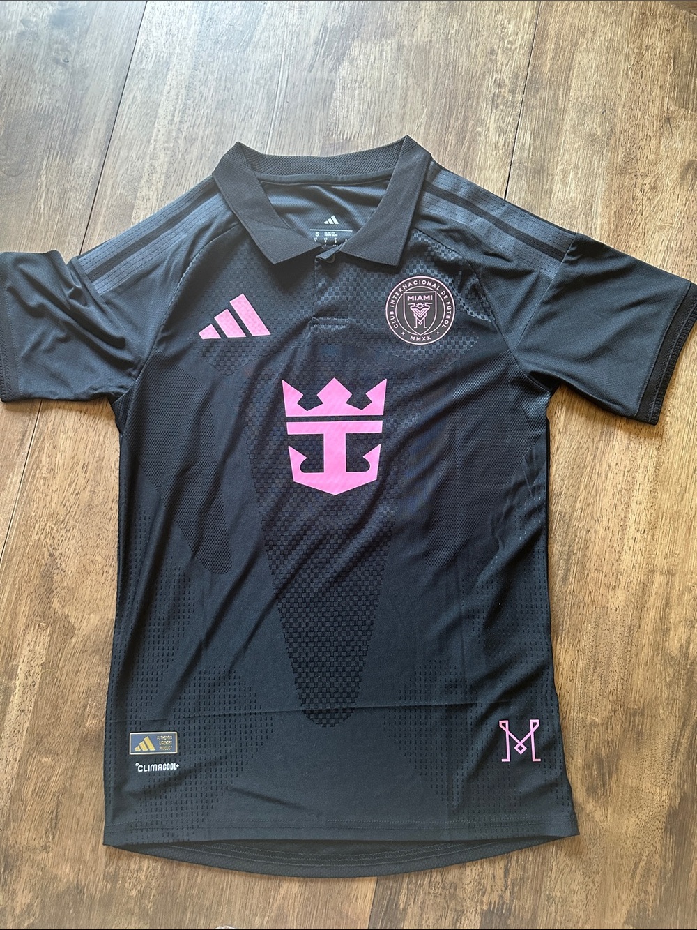 MESSI Jersey Miami Away Black & Pink SIZE SMALL ⚽️ - Picture 2 of 6
